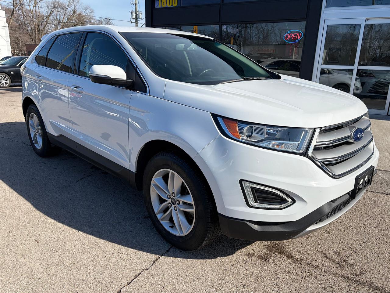 2016 Ford Edge SEL Photo0