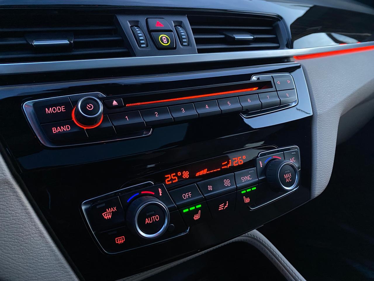 2018 BMW X1 xDRIVE28i-SPORT-NAV-CAMERA-HUD-PANO ROOF Photo