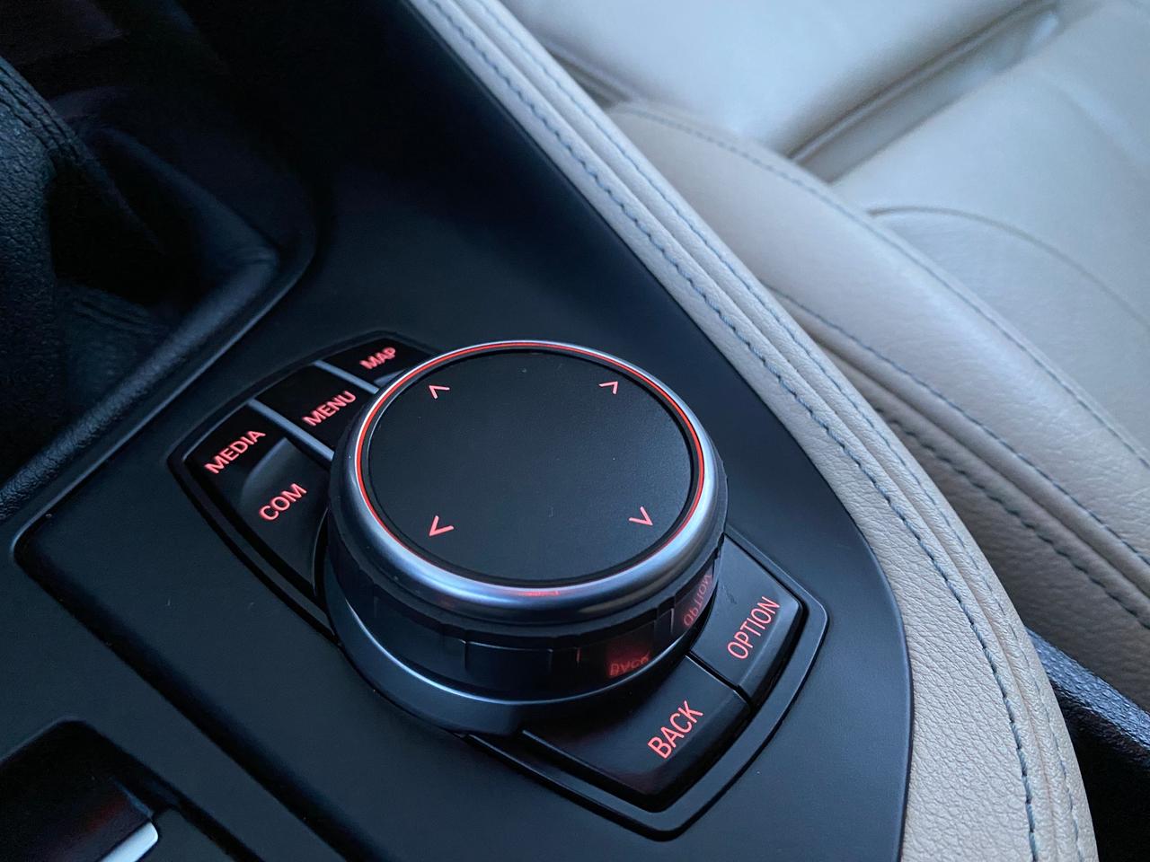 2018 BMW X1 xDRIVE28i-SPORT-NAV-CAMERA-HUD-PANO ROOF Photo