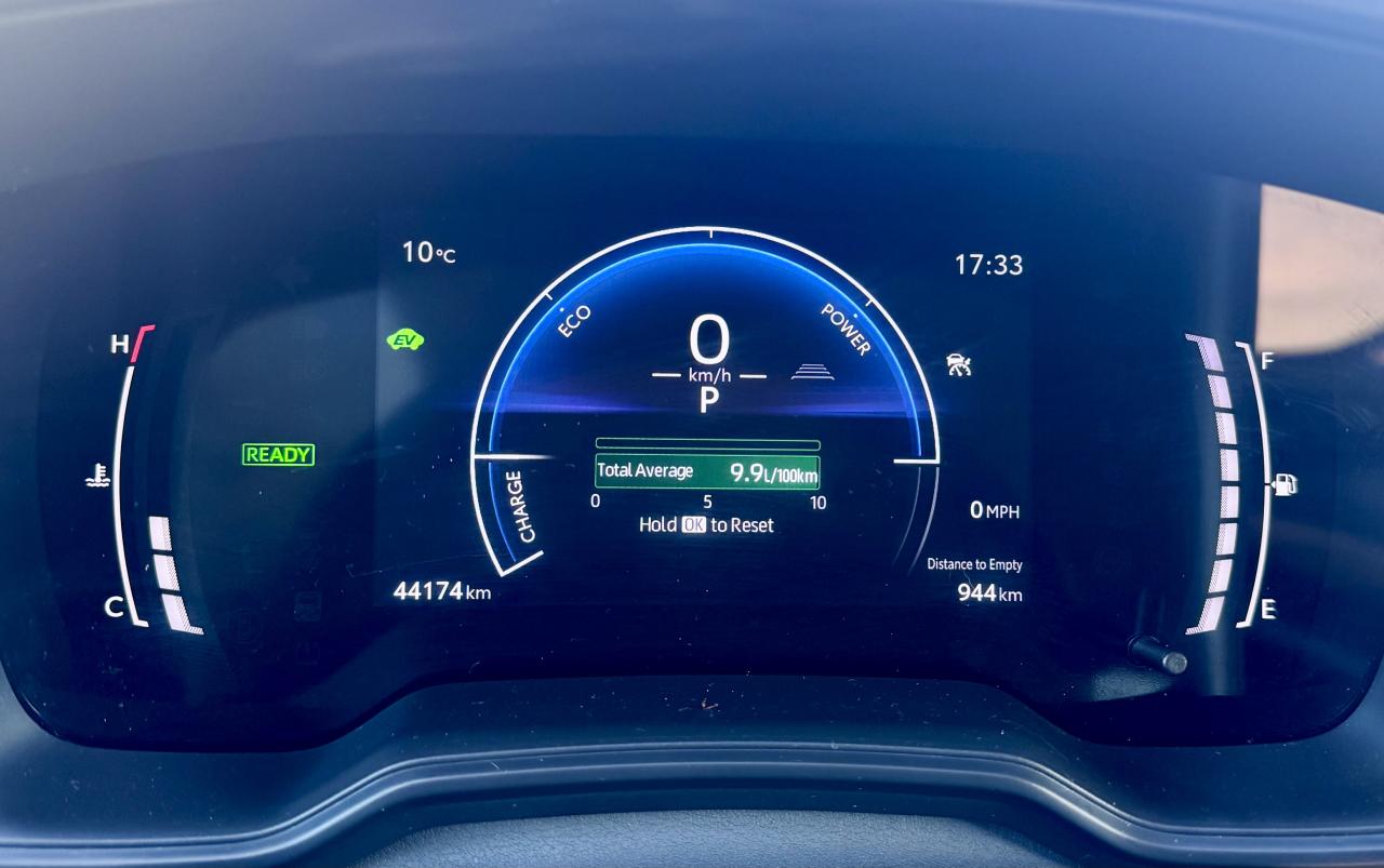 2023 Toyota Corolla HYBRID FINANCING AVAILABLE Photo11