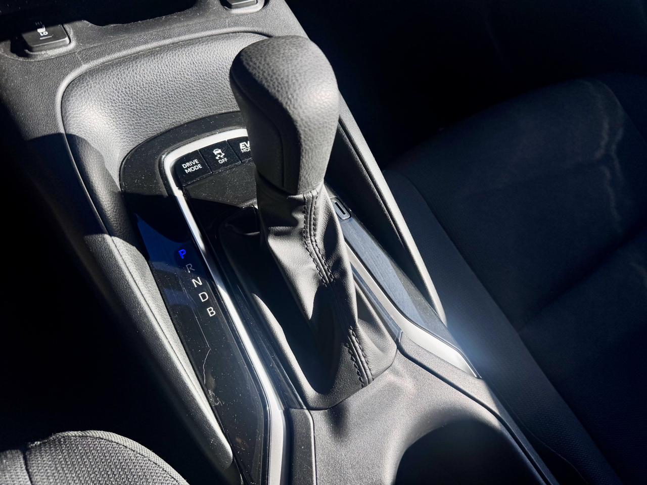 2023 Toyota Corolla HYBRID FINANCING AVAILABLE Photo12