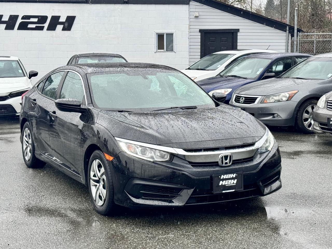 2018 Honda Civic FINANCING AVAILABLE Photo3