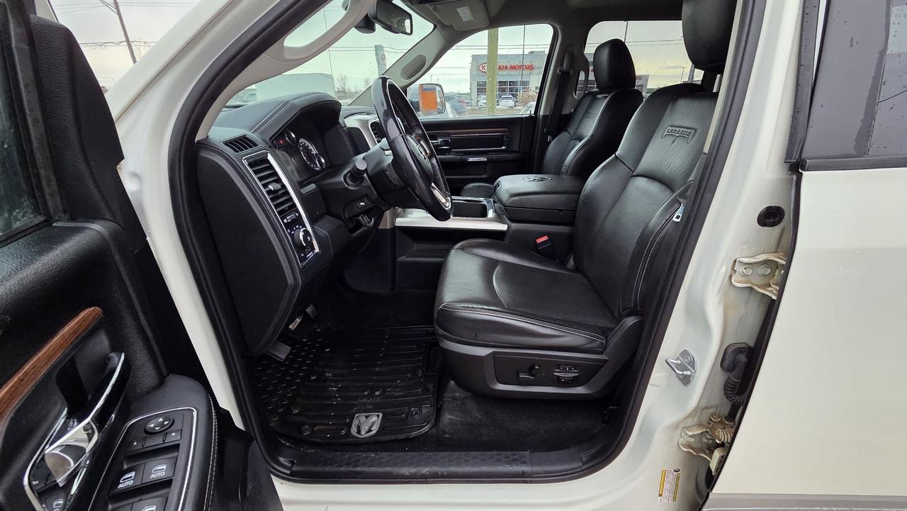 2016 RAM 1500 Laramie, ONE OWNER, DIESEL, WELL MAINTAINED Photo