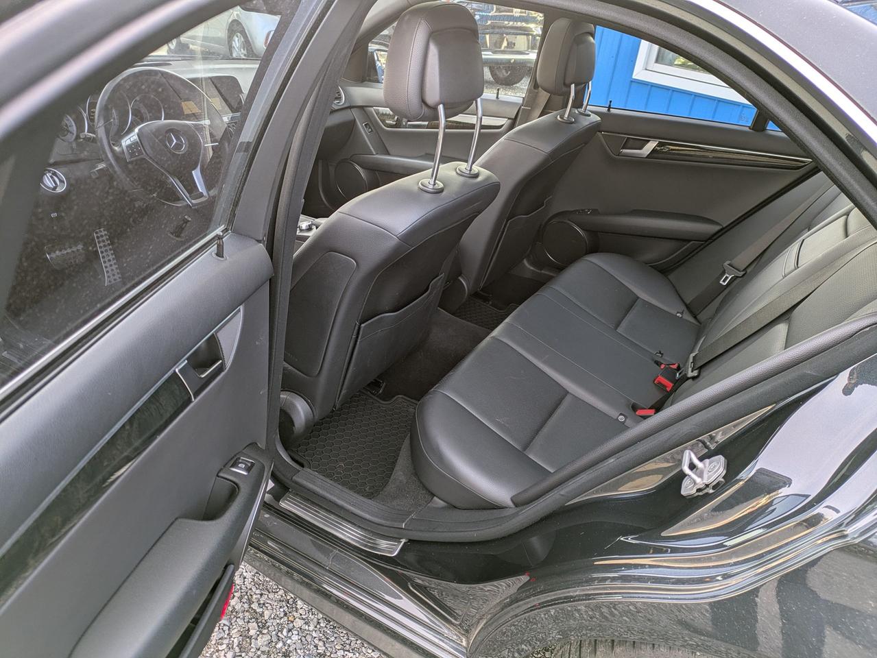 2012 Mercedes-Benz C-Class C 300 Photo