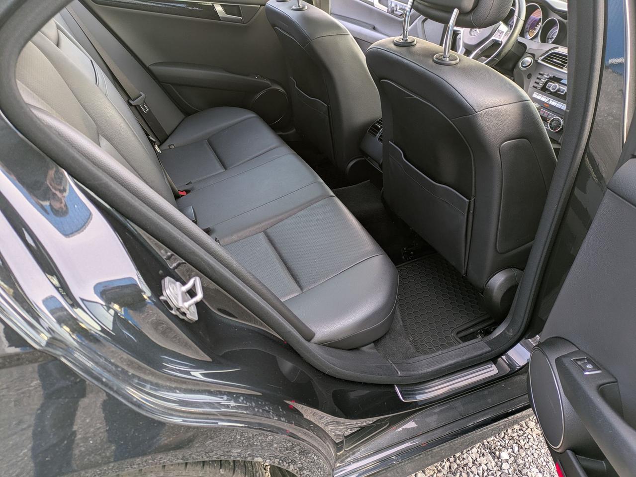 2012 Mercedes-Benz C-Class C 300 Photo