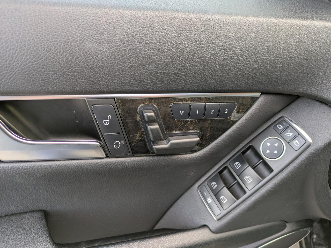 2012 Mercedes-Benz C-Class C 300 Photo