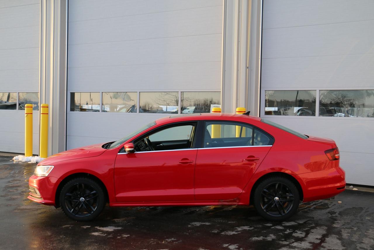 2016 Volkswagen Jetta 1.8 TSI - LEATHER|SUNROOF|CAMERA|HEATED SEATS Photo