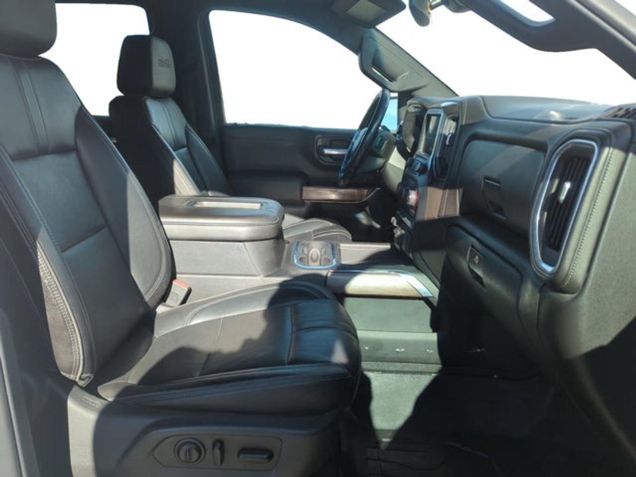 2019 Chevrolet Silverado 1500 High Country - Photo #12