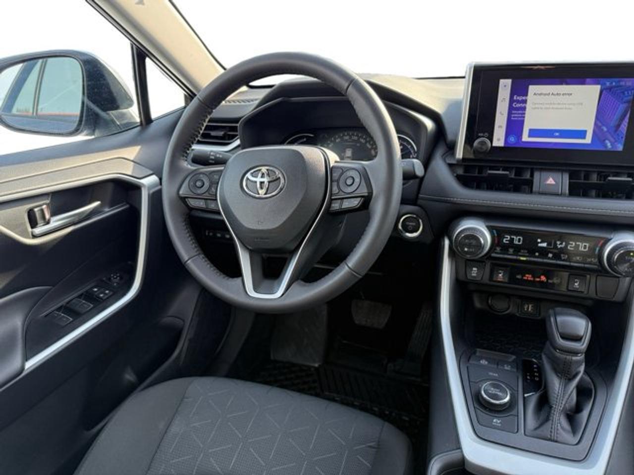 2025 Toyota RAV4 Hybrid XLE Photo
