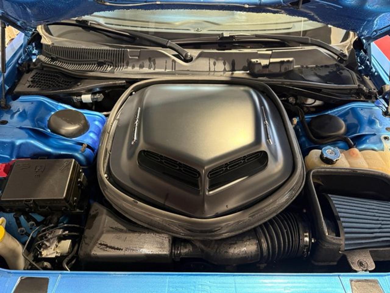 2016 Dodge Challenger R/T SHAKER Photo