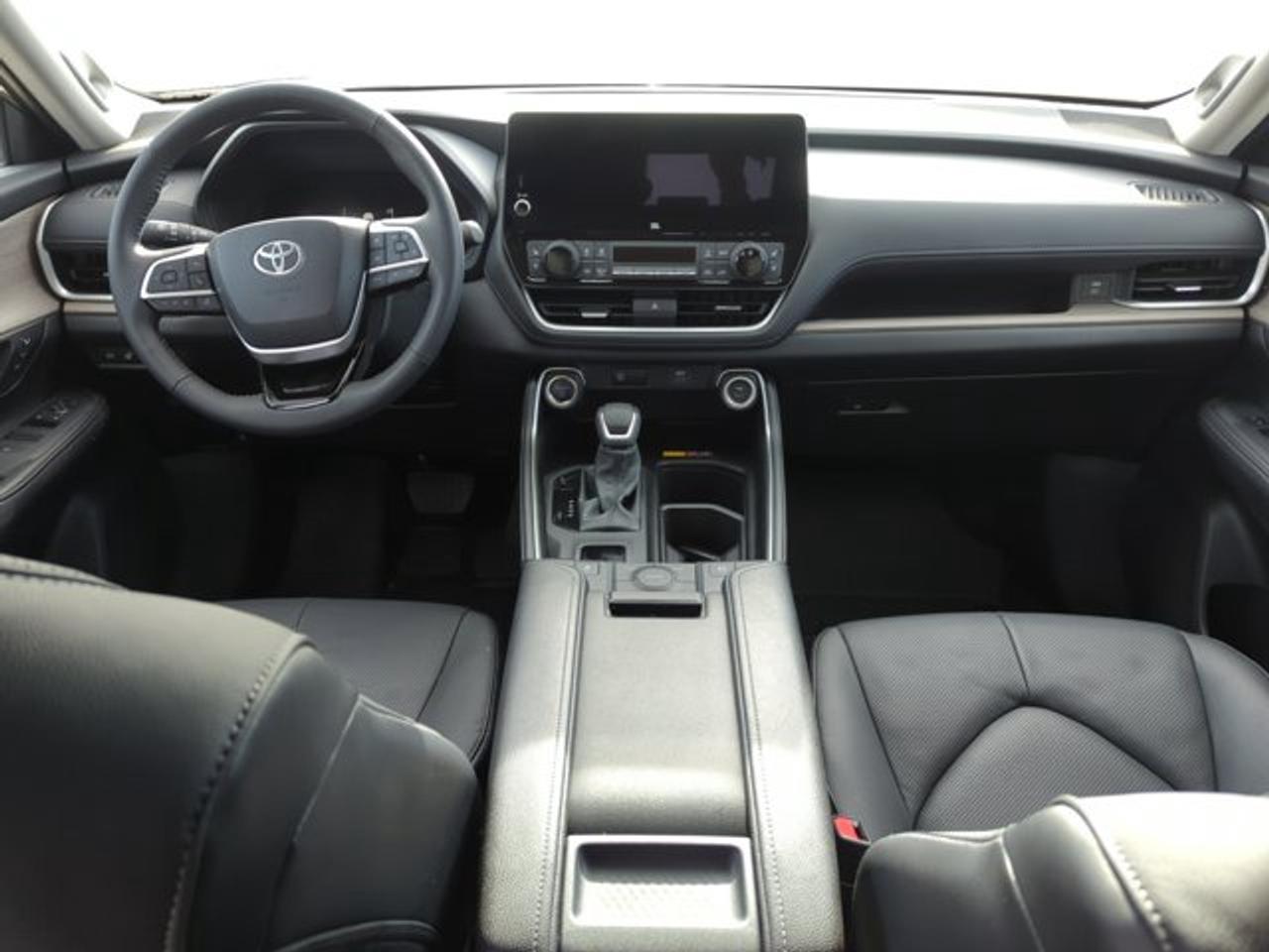 2025 Toyota Grand Highlander Hybrid Limited - Photo #13