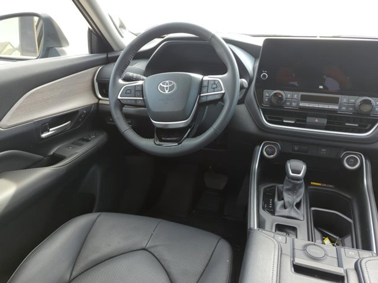 2025 Toyota Grand Highlander Hybrid Limited Photo
