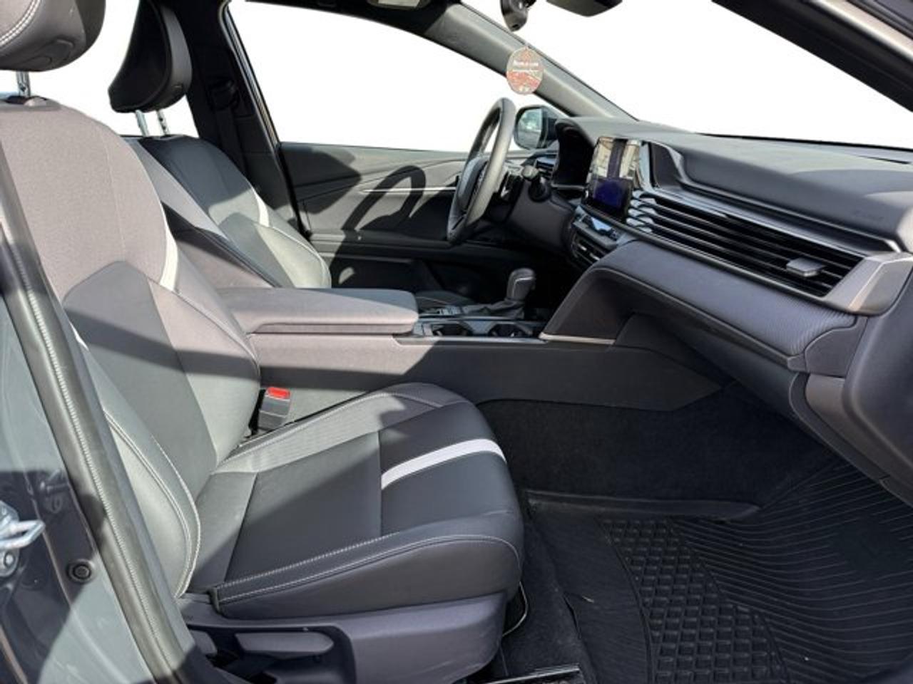 2025 Toyota Camry SE - Photo #11
