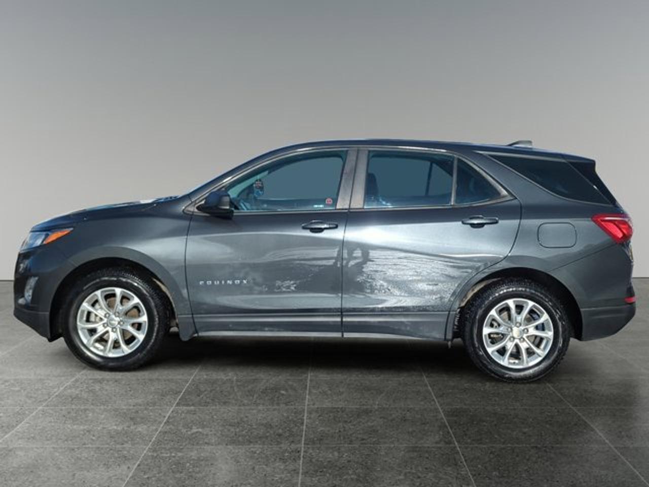 2021 Chevrolet Equinox LS - Photo #2