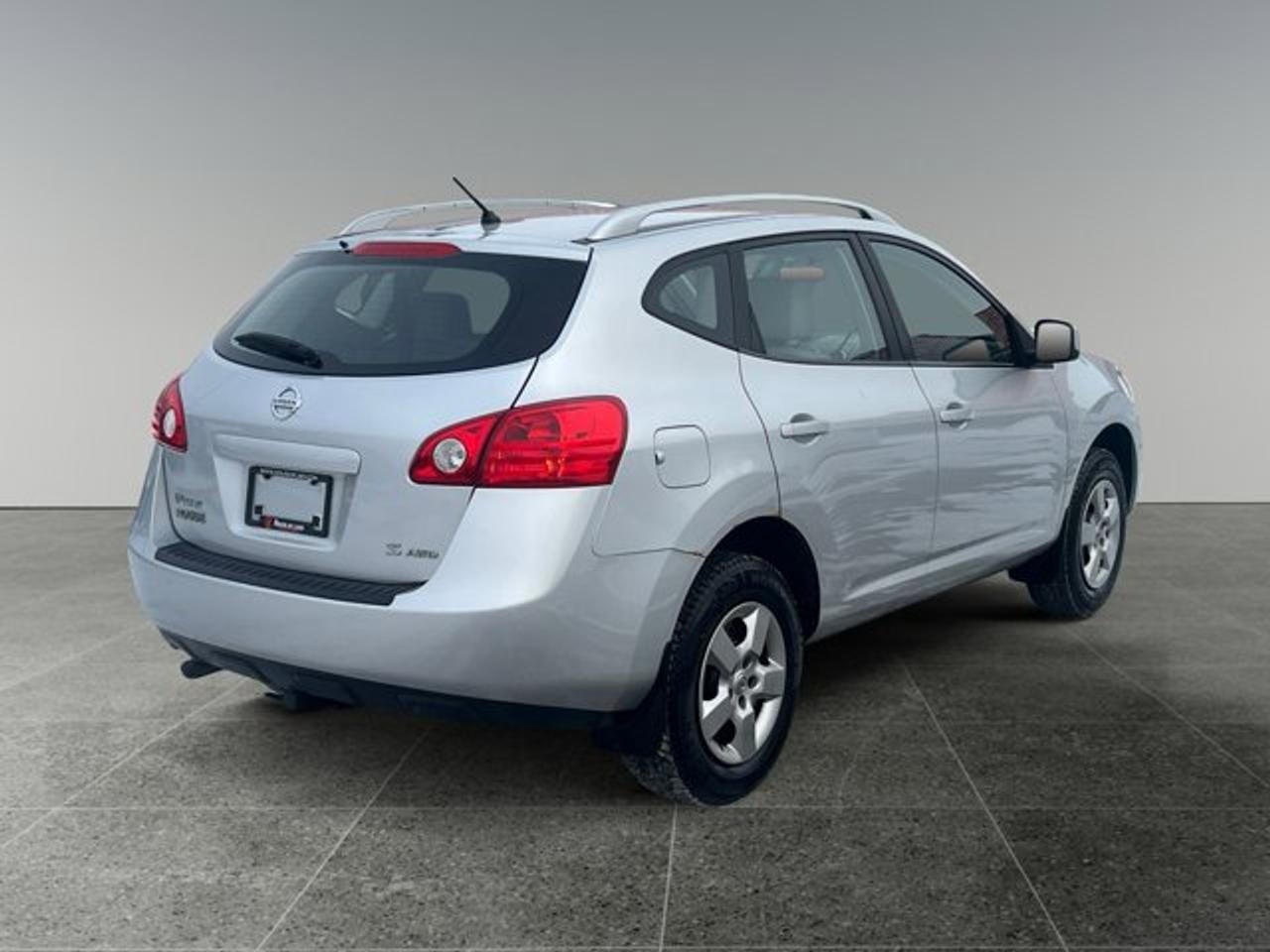 2009 Nissan Rogue S - Photo #5