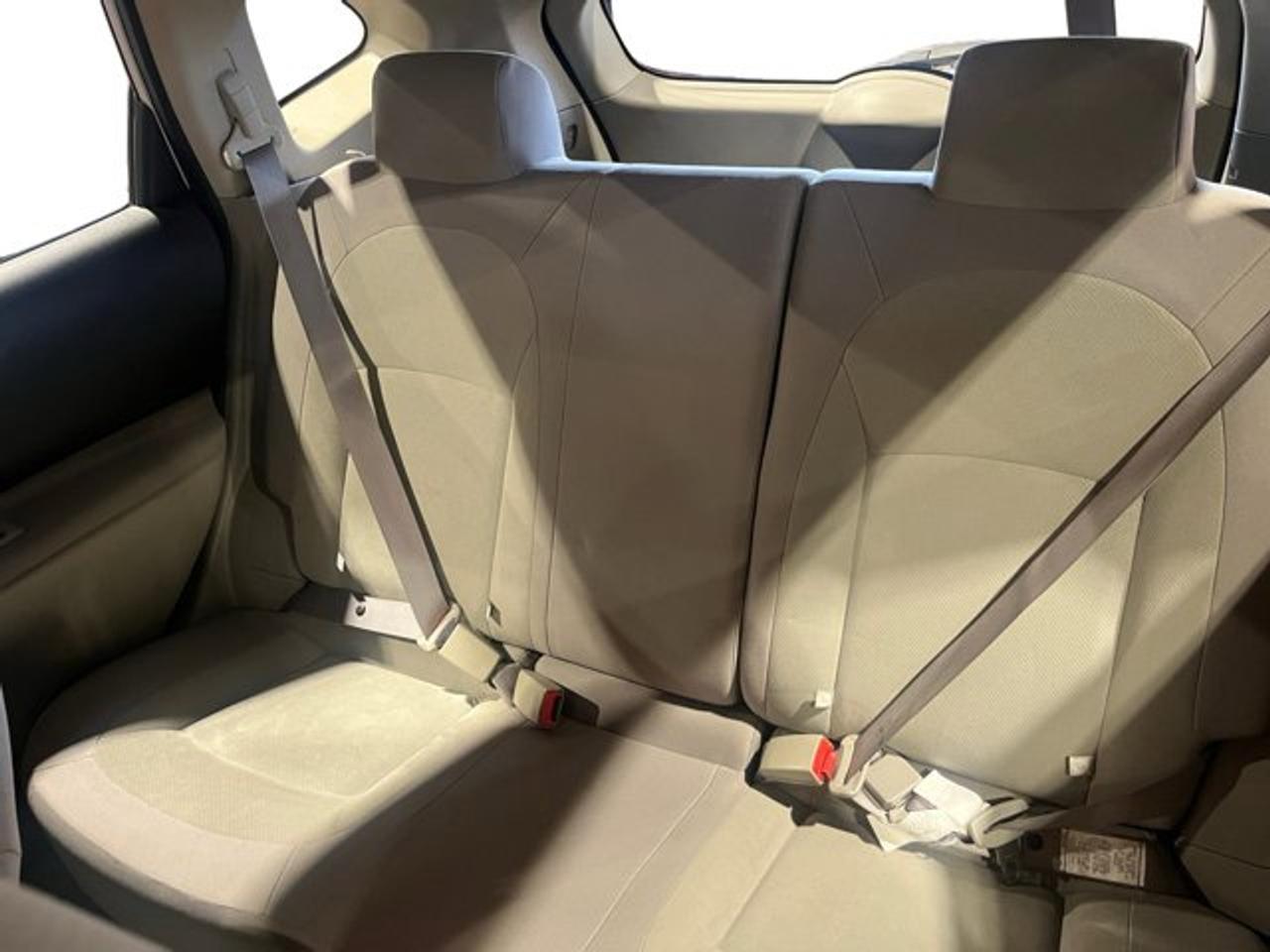 2009 Nissan Rogue S - Photo #12