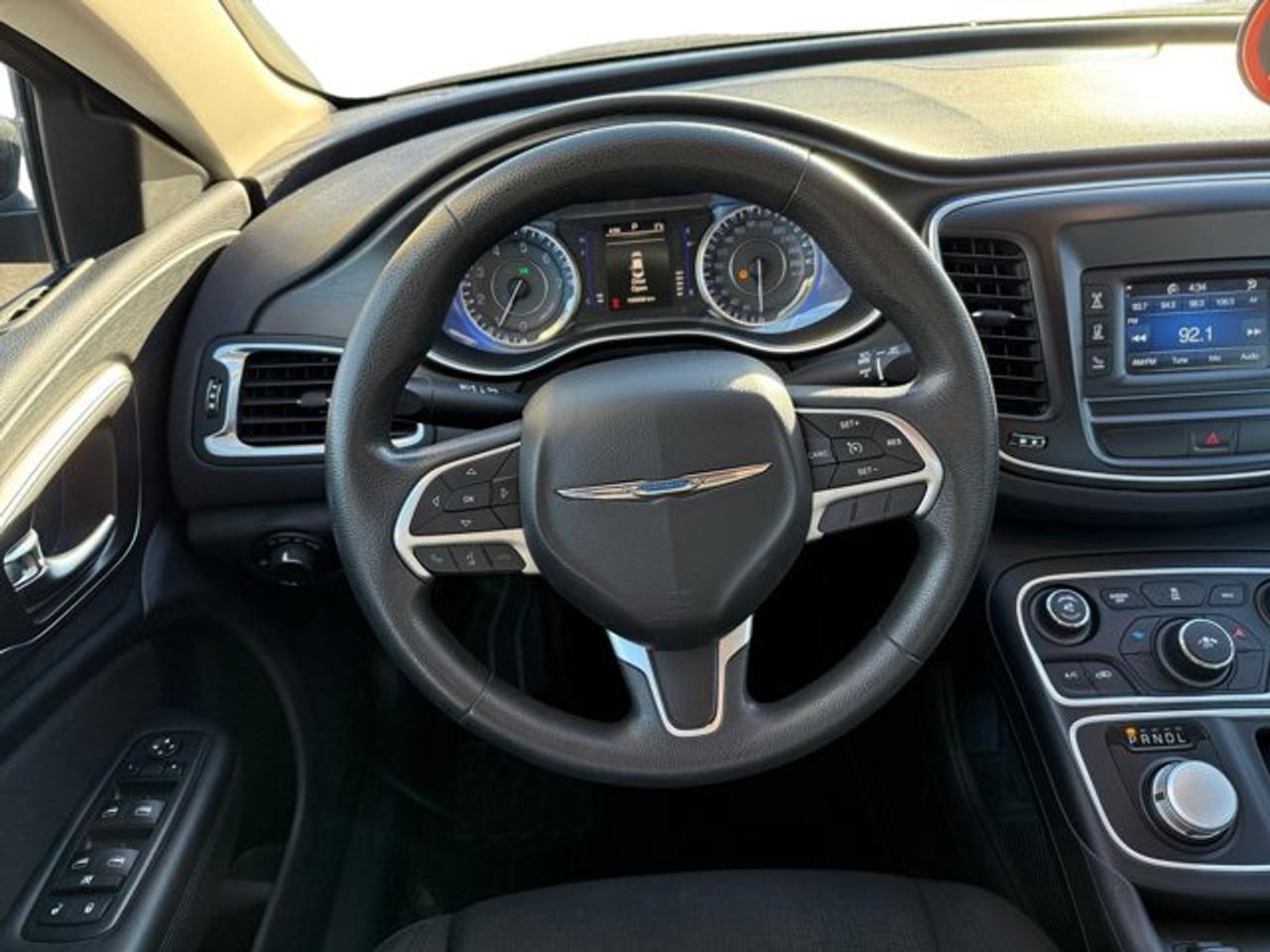 2016 Chrysler 200 LX - Photo #15