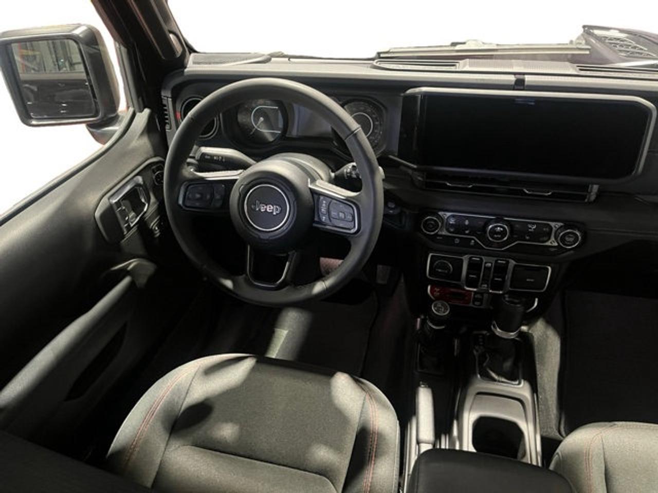 2025 Jeep Wrangler RUBICON - Photo #14