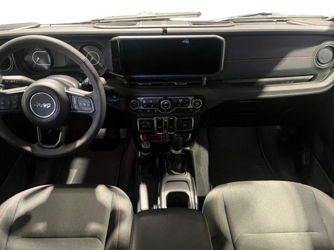2025 Jeep Wrangler RUBICON - Photo #13