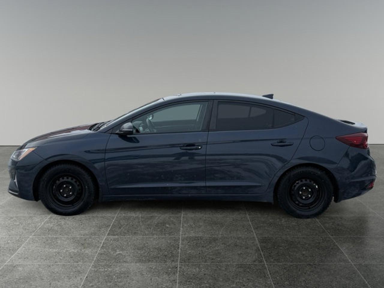 2020 Hyundai Elantra Preferred w/Sun & Safety Package - Photo #2