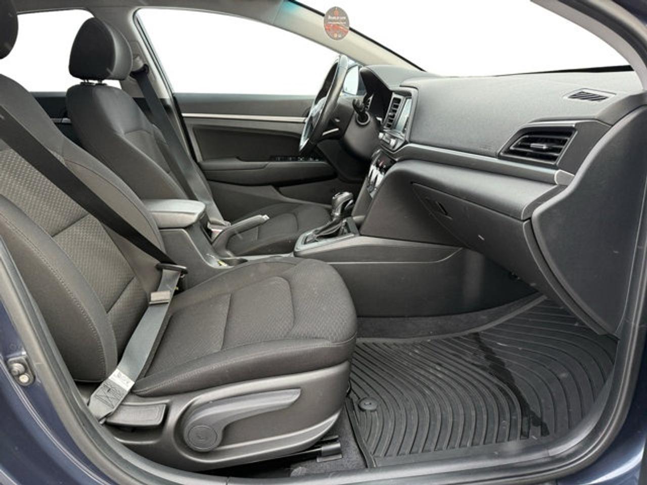 2020 Hyundai Elantra Preferred w/Sun & Safety Package Photo