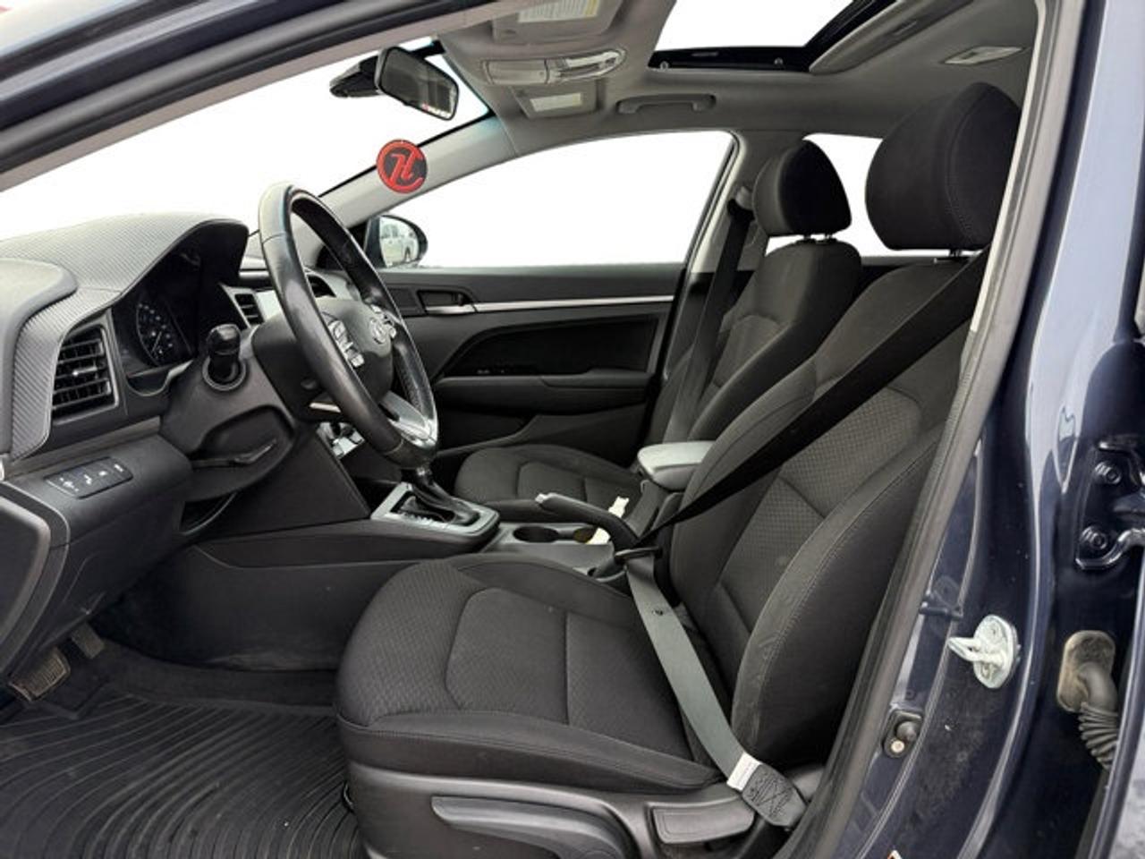 2020 Hyundai Elantra Preferred w/Sun & Safety Package Photo