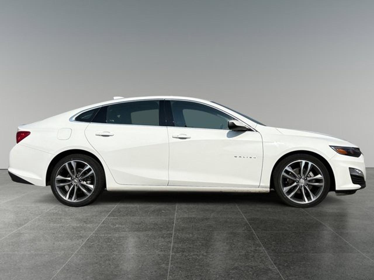 2023 Chevrolet Malibu 1LT - Photo #6