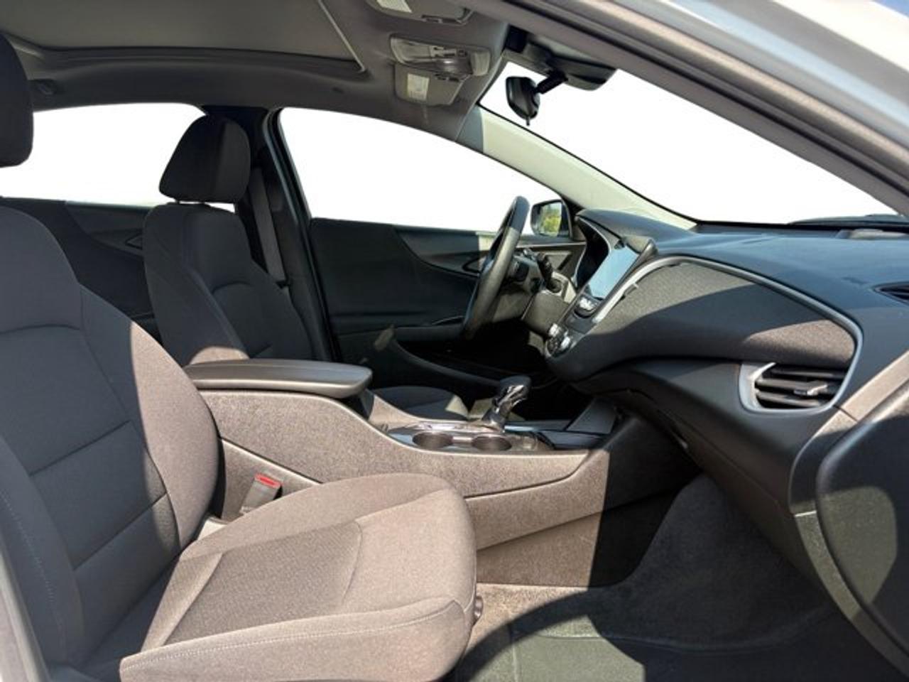 2023 Chevrolet Malibu 1LT - Photo #12