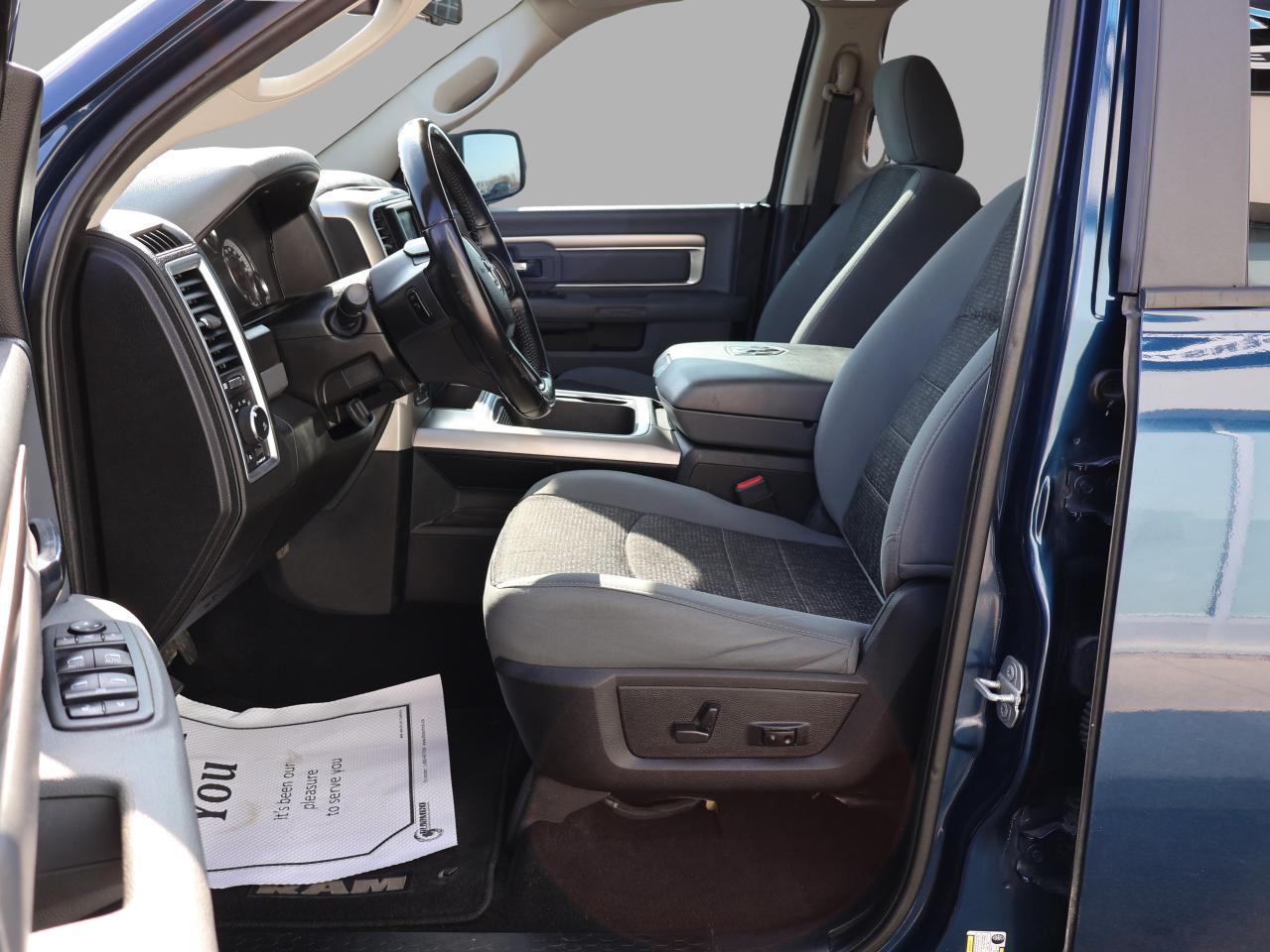 2019 RAM 1500 SLT-BIG HORN CREW 4WD CERTIFIED *ACCIDENT FREE*SERVICE RECORDS* CAMERA NAV BLUETOOTH P.SENSORS CRUISE ALLOYS Photo