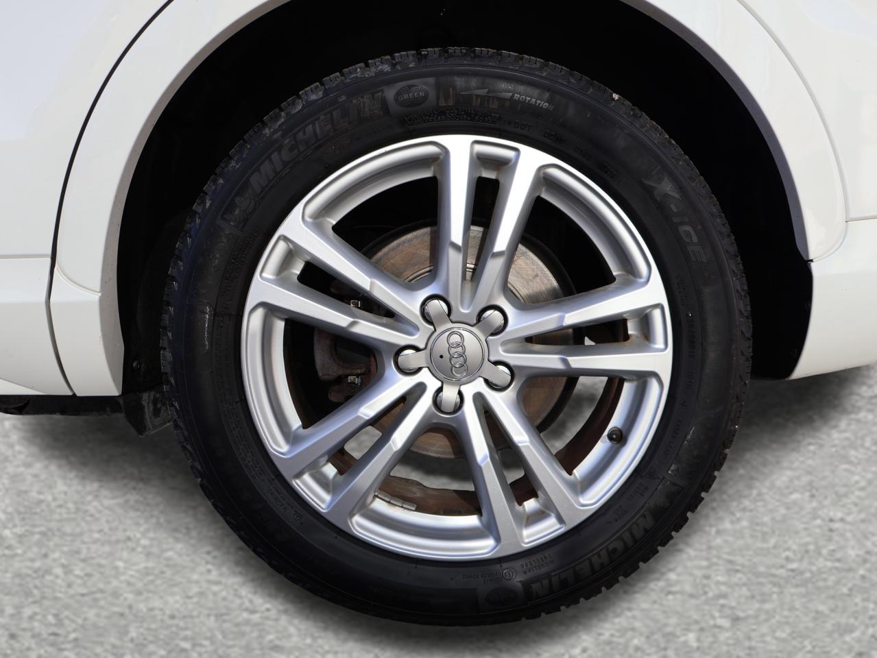 2016 Audi Q3 TECHNIK S-LINE AWD CERTIFIED AWD CAMERA NAV BLUETOOTH LEATHER HEATED P.ROOF P.SENSORS B.SPOT CRUISE ALLOYS Photo