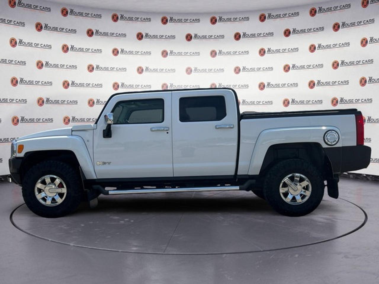 2009 Hummer H3 H3T Alpha Photo