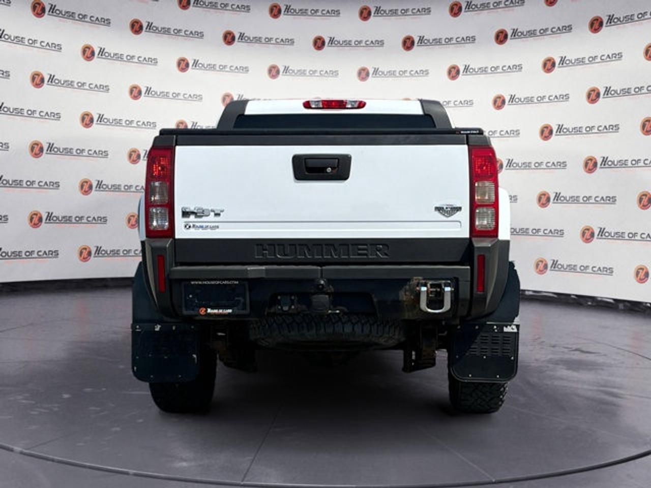 2009 Hummer H3 H3T Alpha - Photo #4