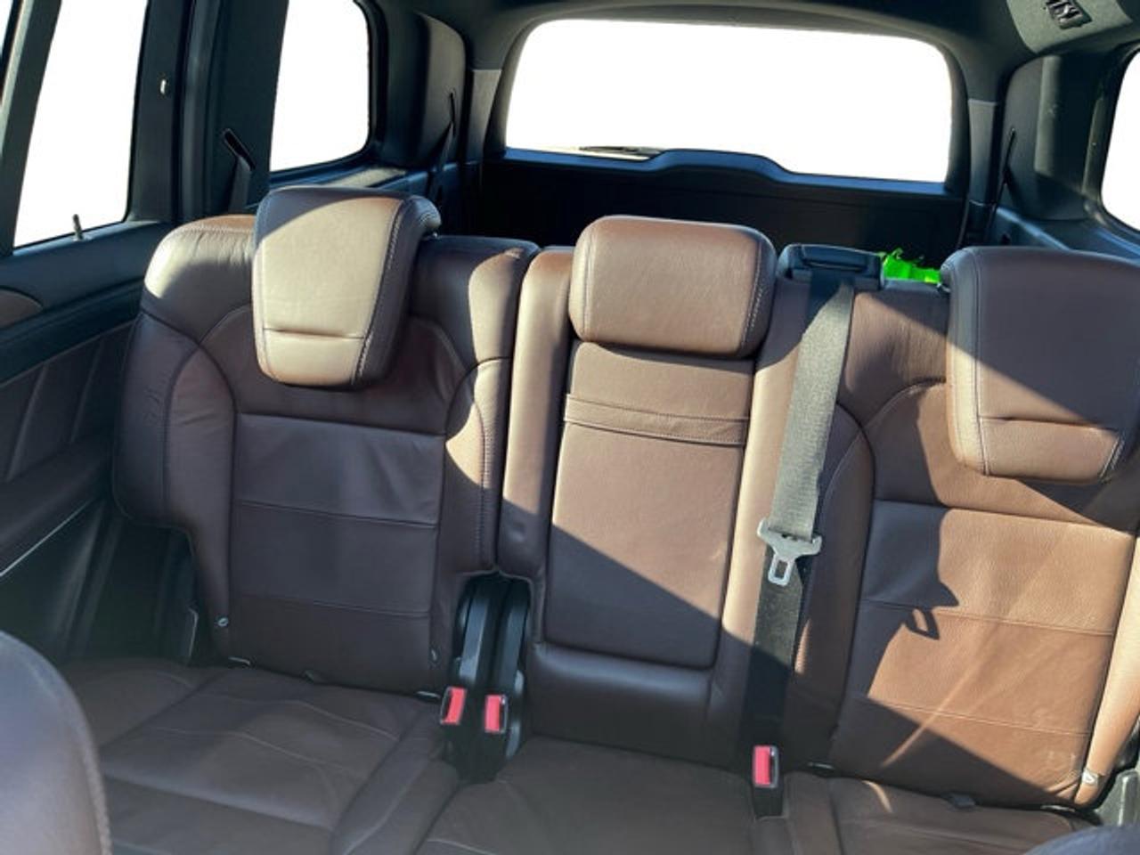 2013 Mercedes-Benz GL-Class GL 550 - Photo #16