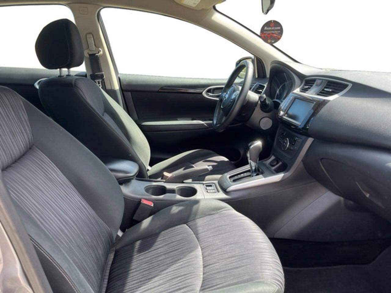 2019 Nissan Sentra  - Photo #12