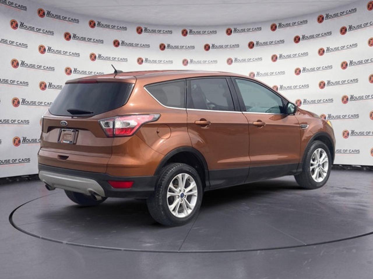 2017 Ford Escape SE - Photo #5