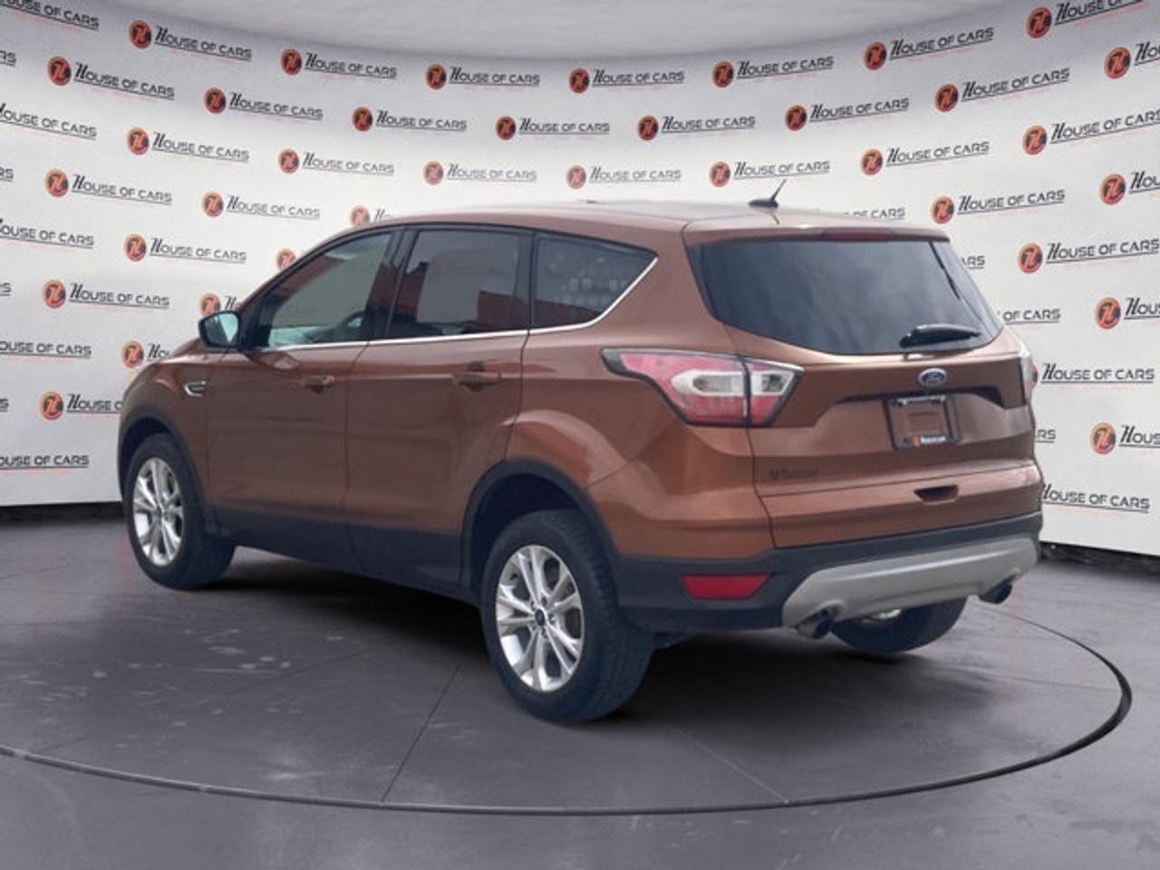 2017 Ford Escape SE - Photo #3