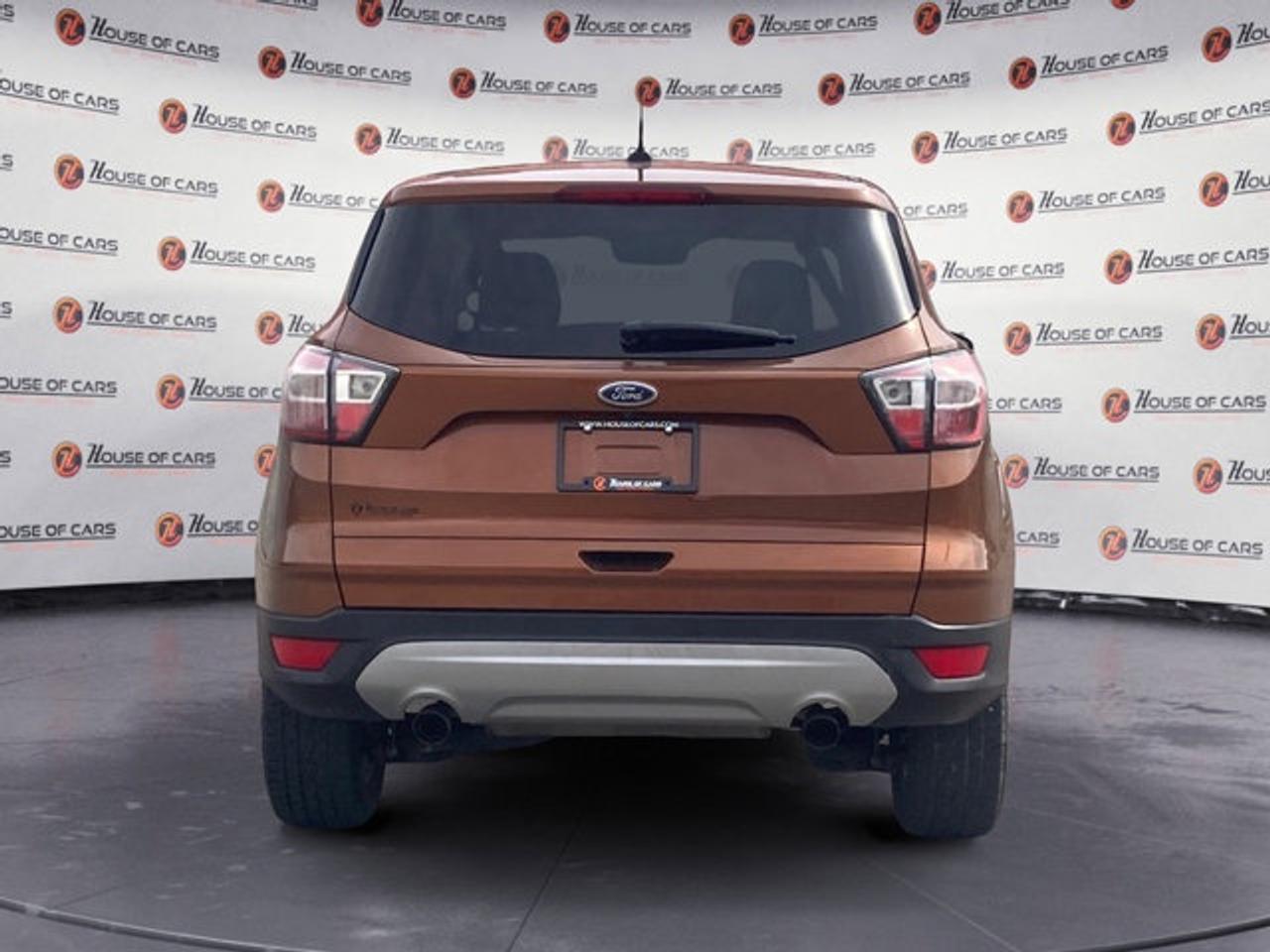 2017 Ford Escape SE - Photo #4
