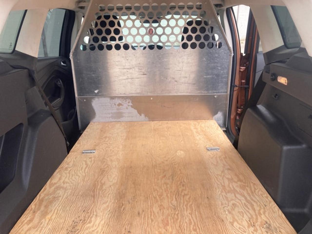 2017 Ford Escape SE - Photo #17