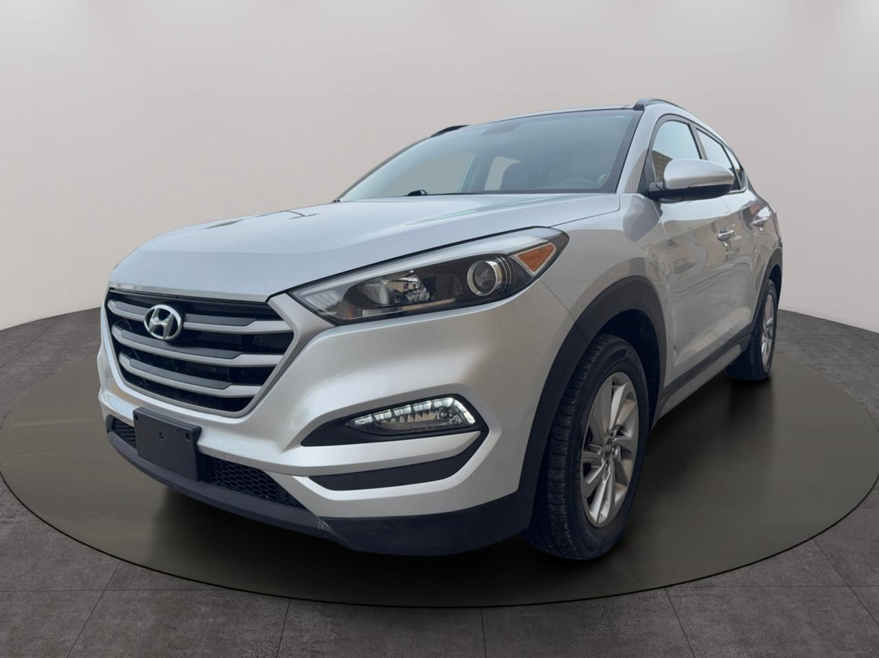 2018 Hyundai Tucson 2.0L SE AWD Photo3