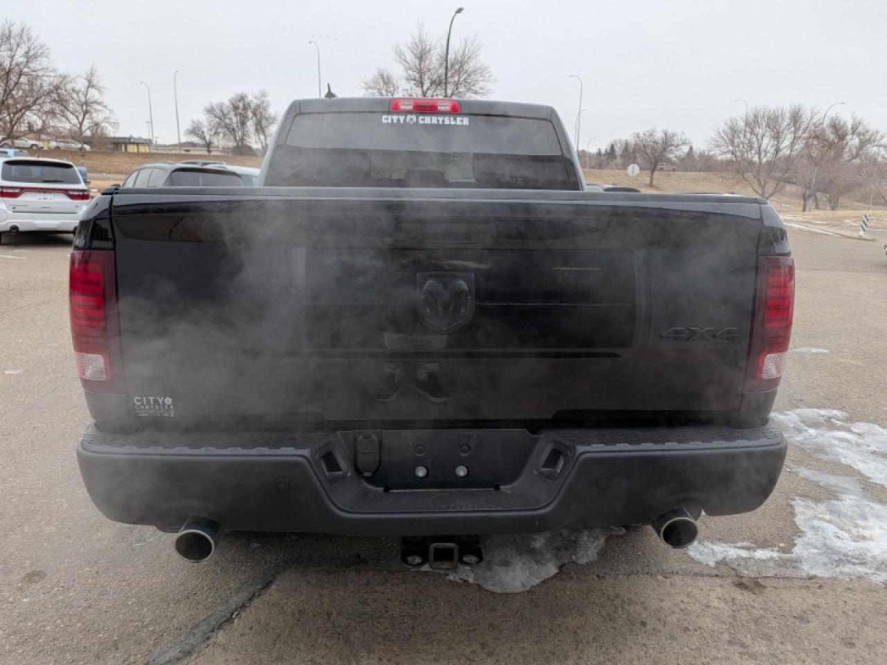 2021 RAM 1500 Classic WARLOCK Photo