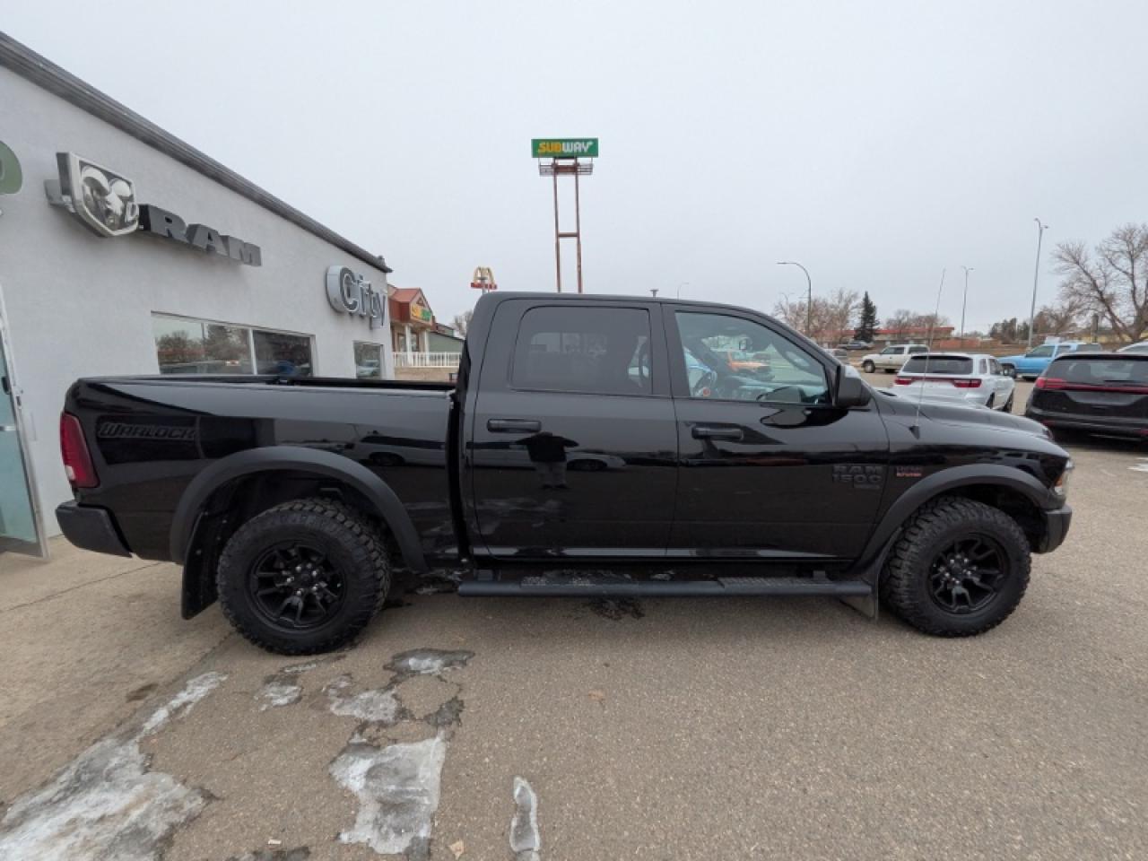 2021 RAM 1500 Classic WARLOCK Photo