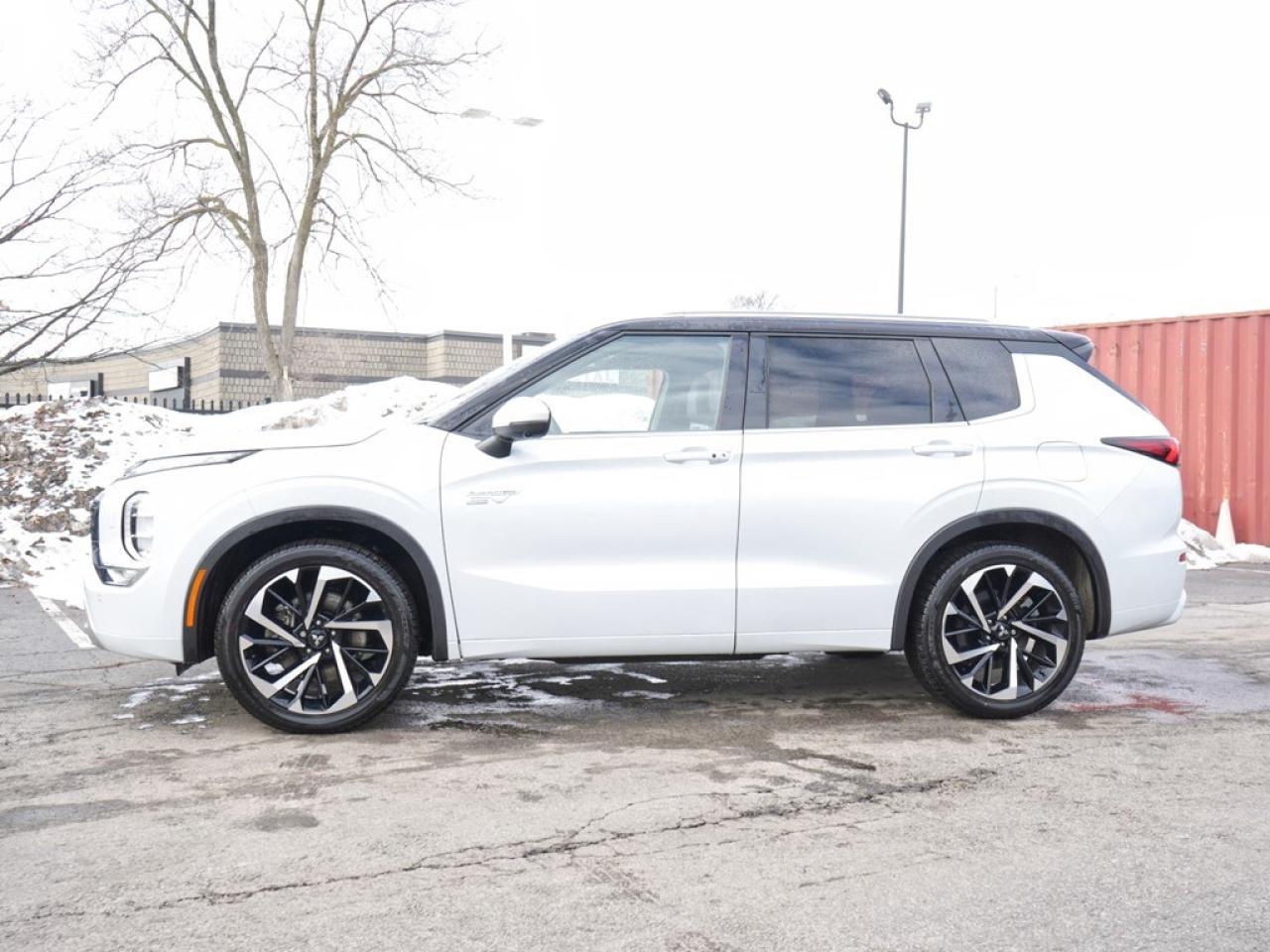 2024 Mitsubishi Outlander GT S-AWC | ONE OWNER | ACCIDENT FREE Photo