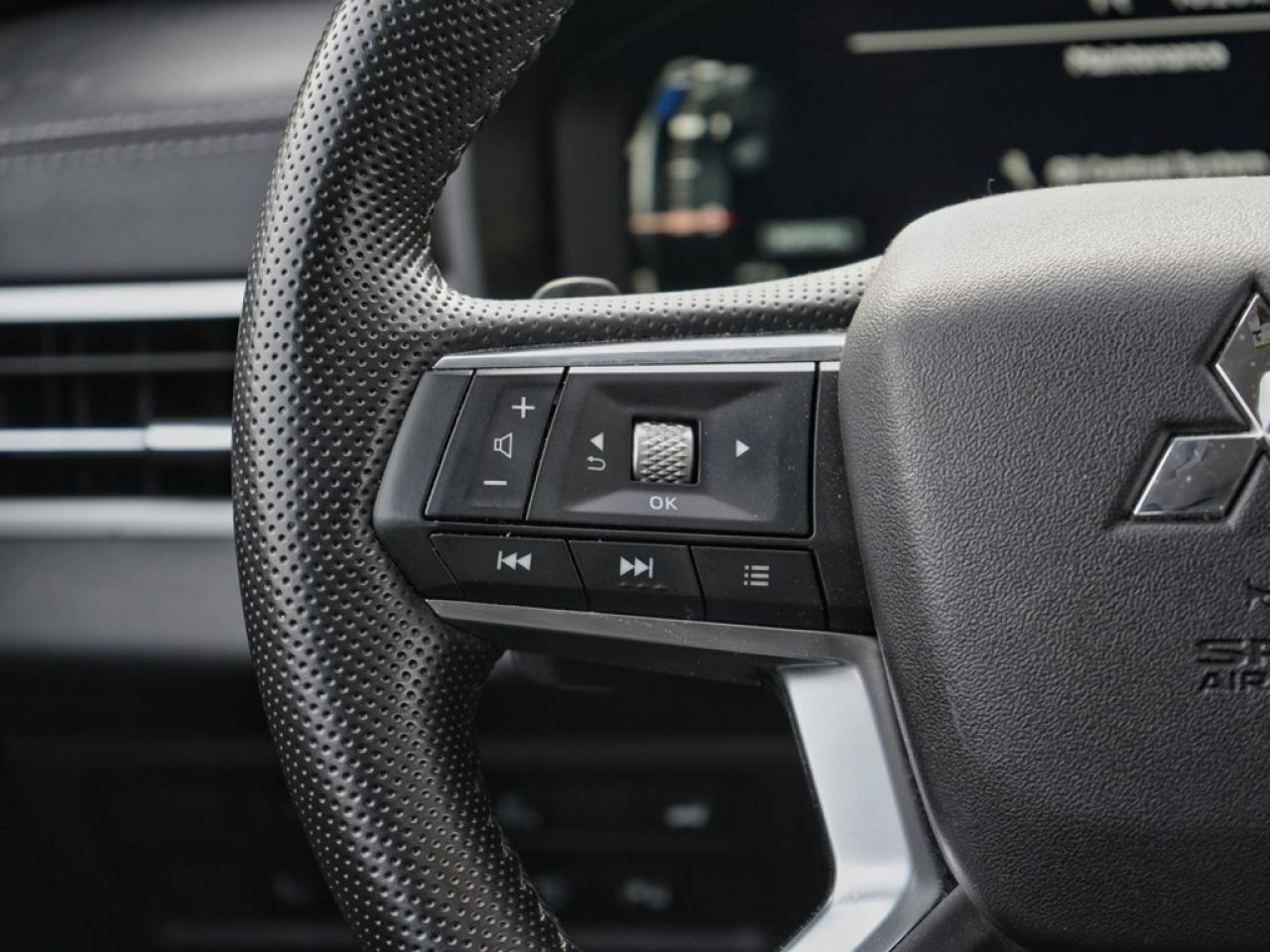 2024 Mitsubishi Outlander GT S-AWC | ONE OWNER | ACCIDENT FREE Photo