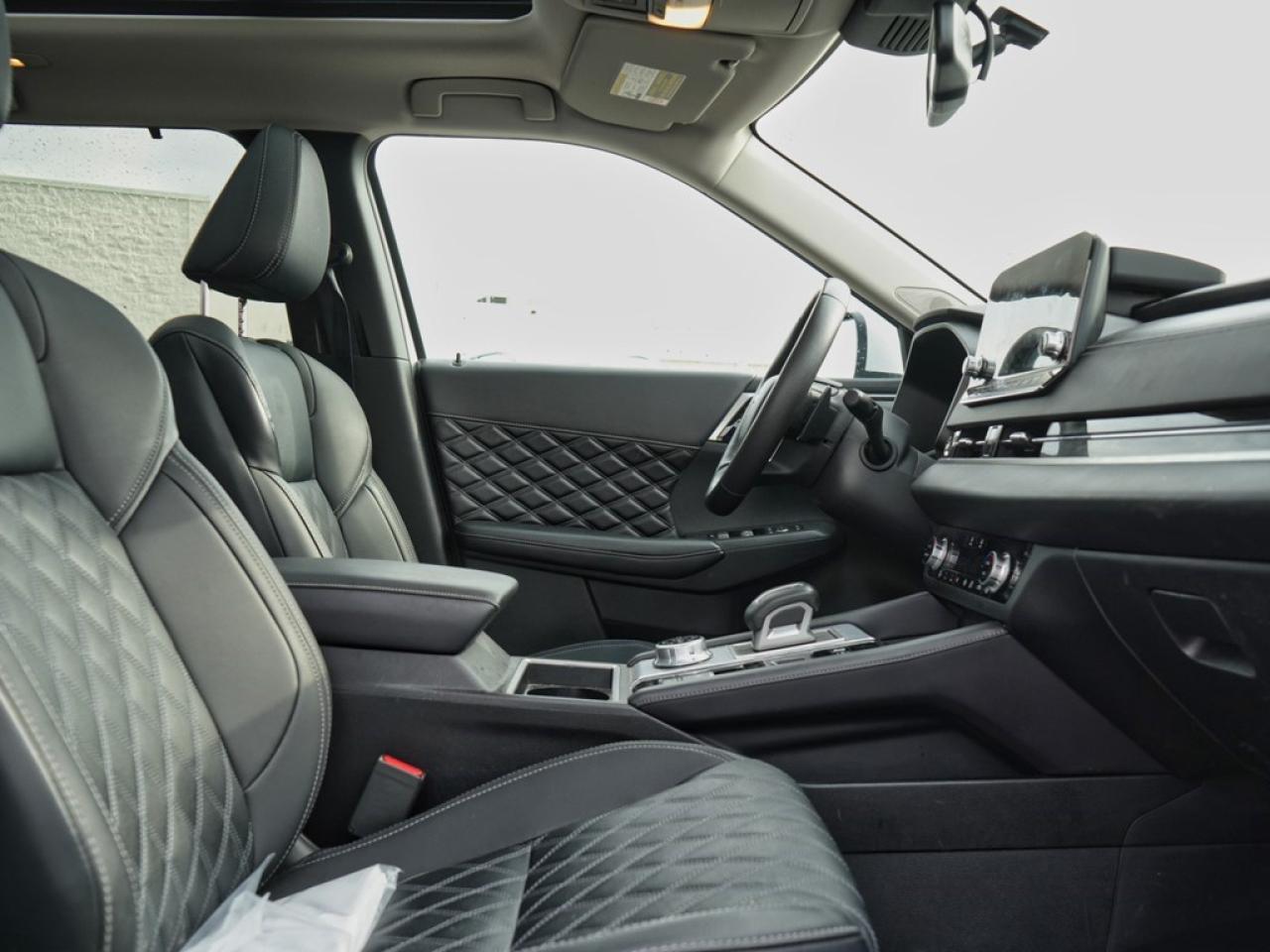 2024 Mitsubishi Outlander GT S-AWC | ONE OWNER | ACCIDENT FREE Photo