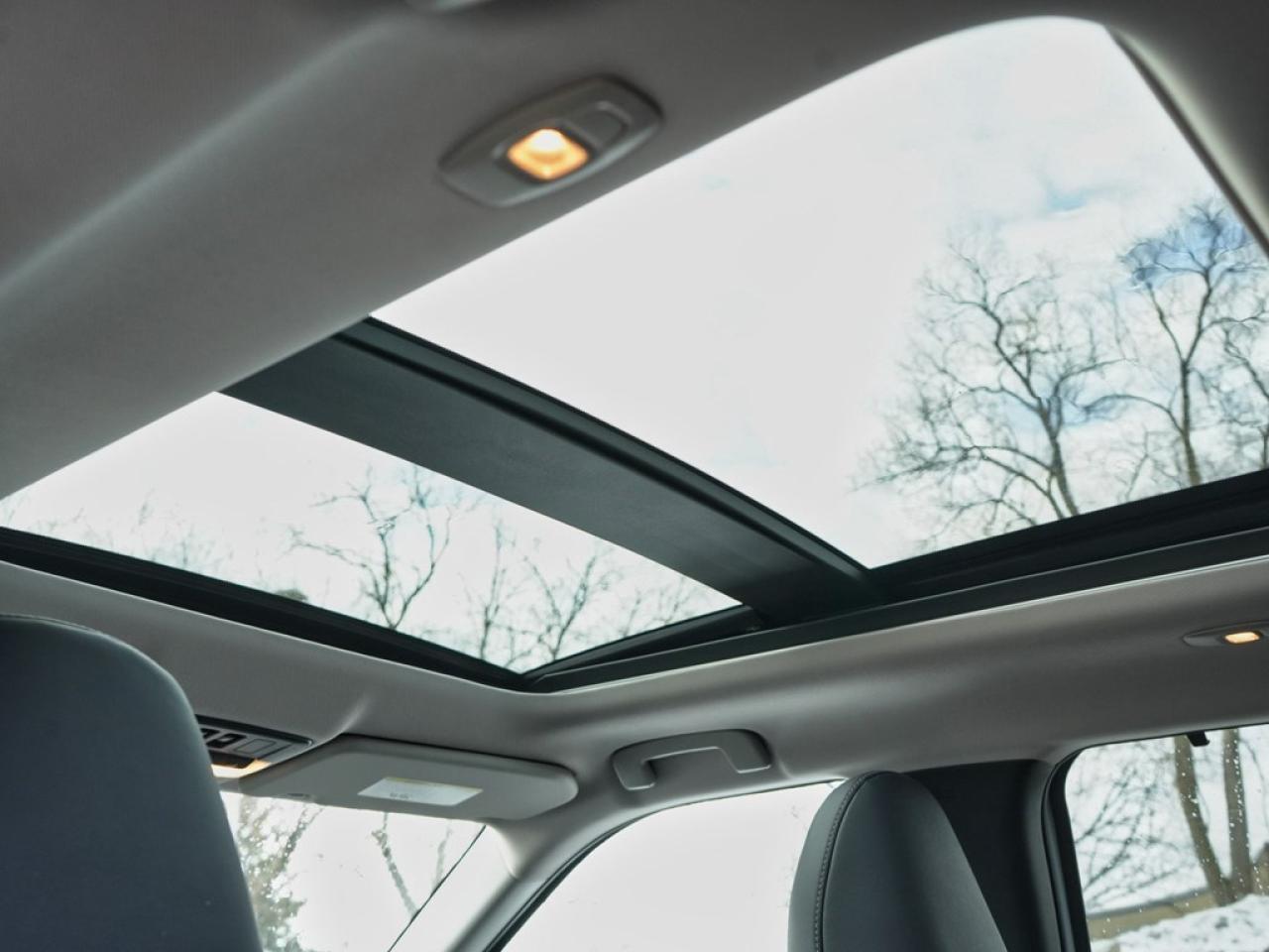 2024 Mitsubishi Outlander GT S-AWC | ONE OWNER | ACCIDENT FREE Photo