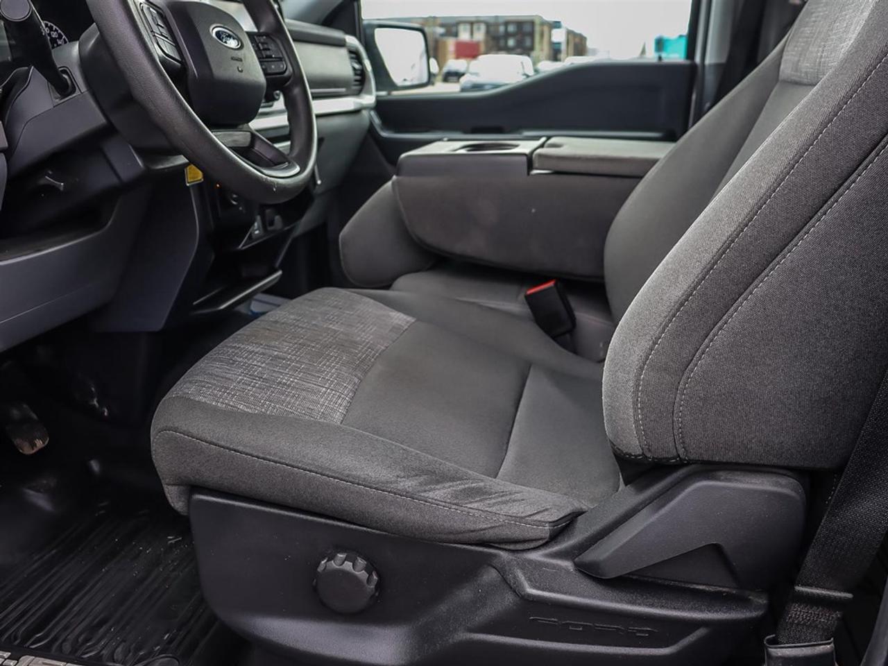 2023 Ford F-150 XLT 4WD SuperCrew 5.5' Box Photo