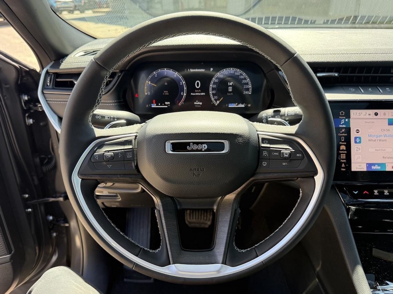 2026 Jeep Grand Cherokee LIMITED 4X4 Photo