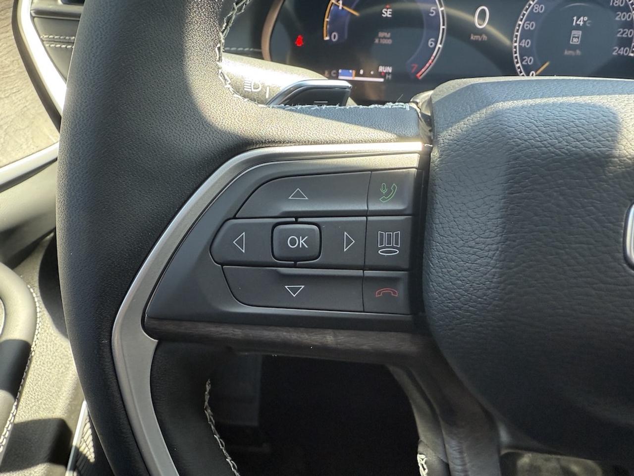2026 Jeep Grand Cherokee LIMITED 4X4 Photo