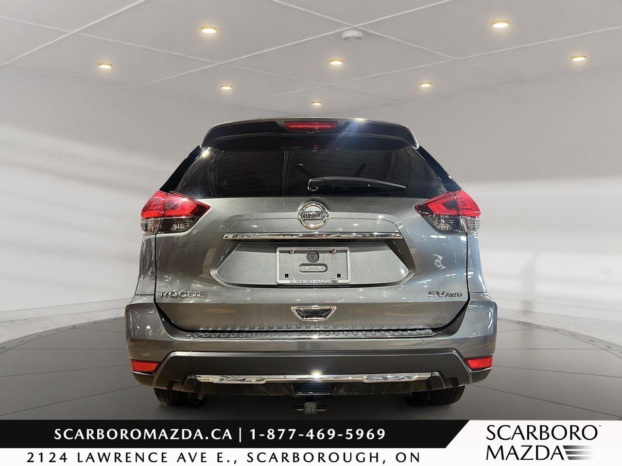 2017 Nissan Rogue SV Photo