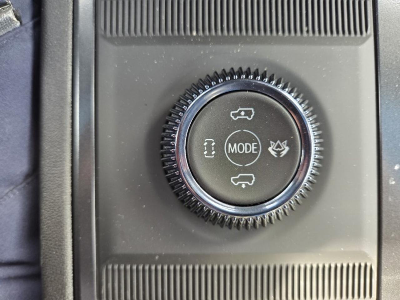 2026 GMC HUMMER EV SUV 2X  - Infinity Roof -  Power Hood Photo